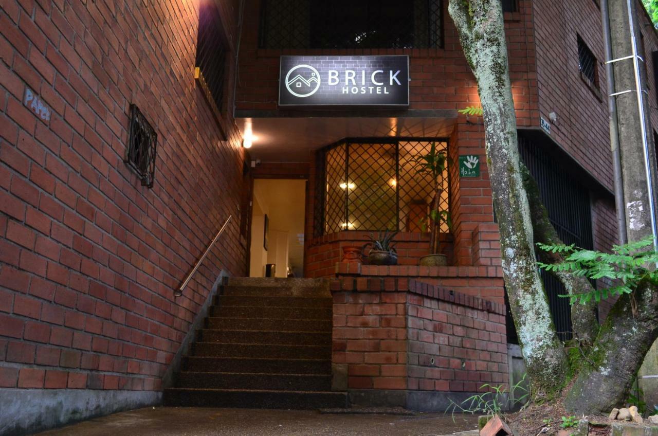 Brick Hostel Medellin Exterior photo